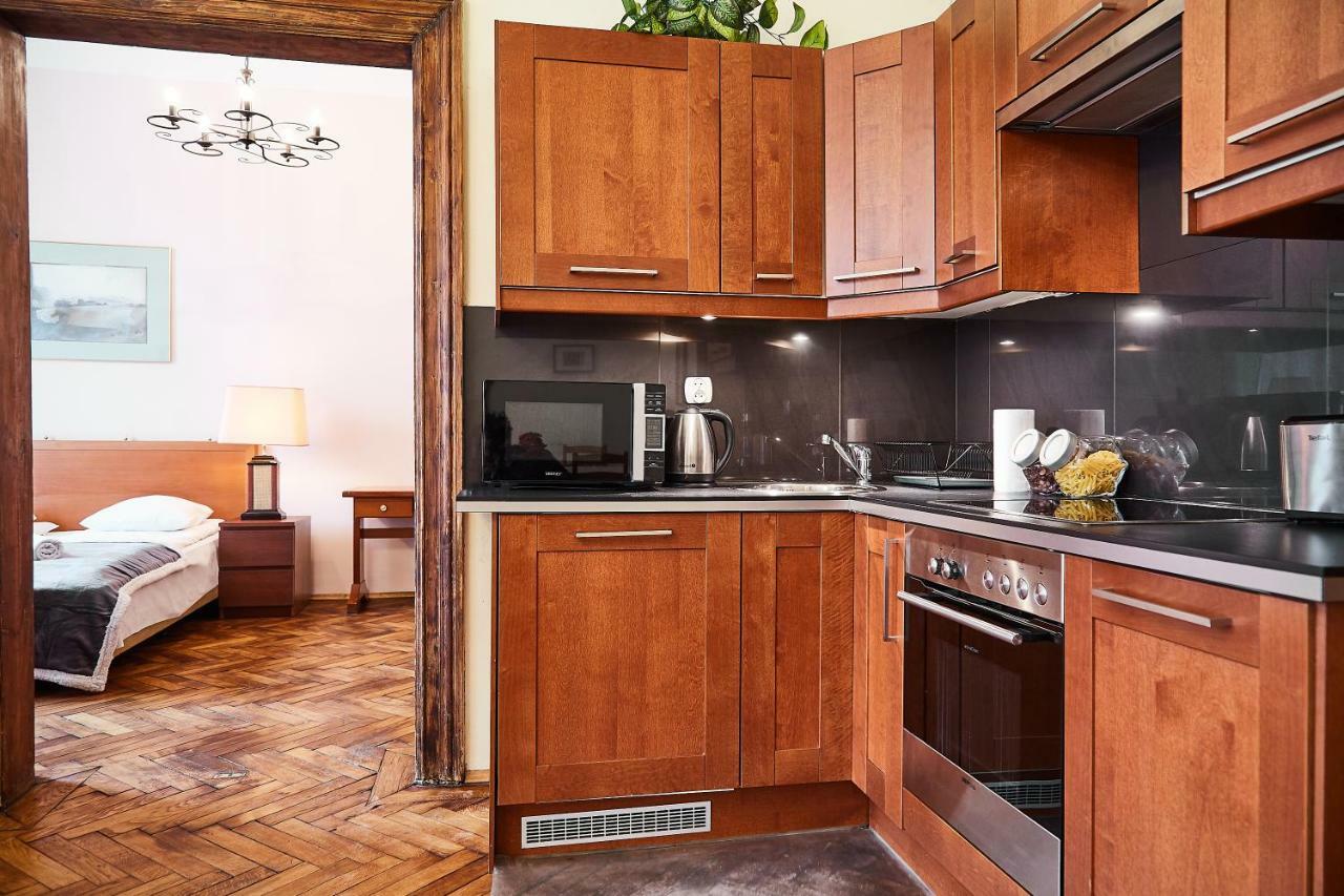 Prestige Location Pijarska Street Apartment *